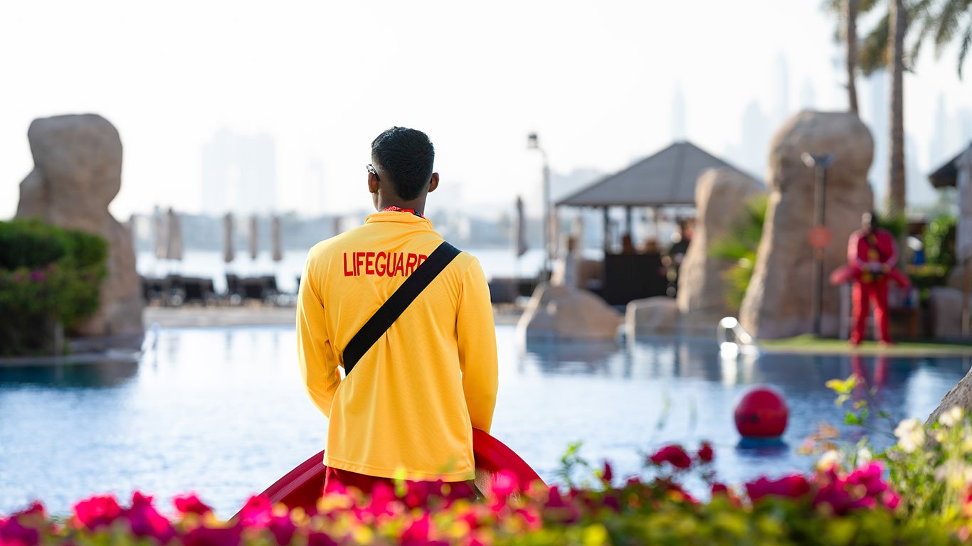 Hotel and resort lifeguard services in Dubai