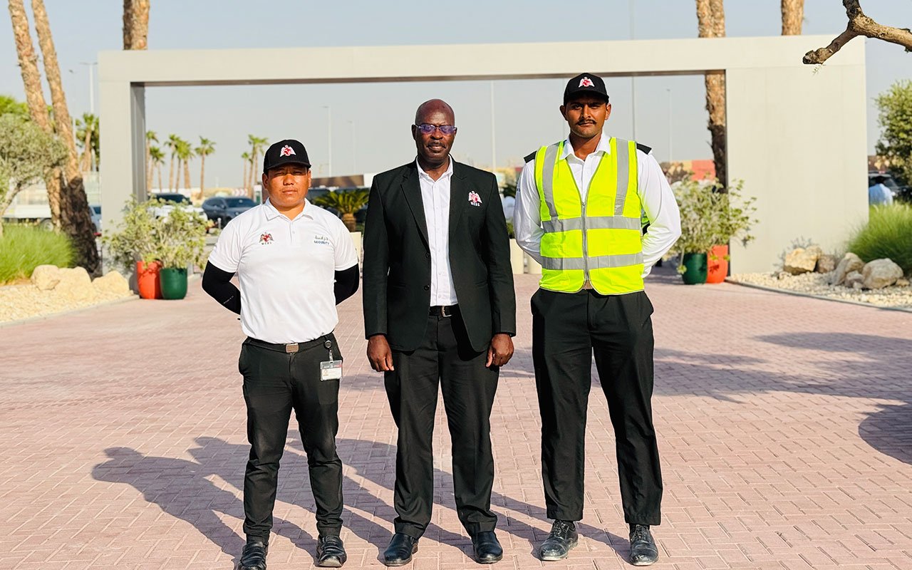 Comparison of SIRA Supervisor Licence and Security Manager Licence roles in Dubai security operations