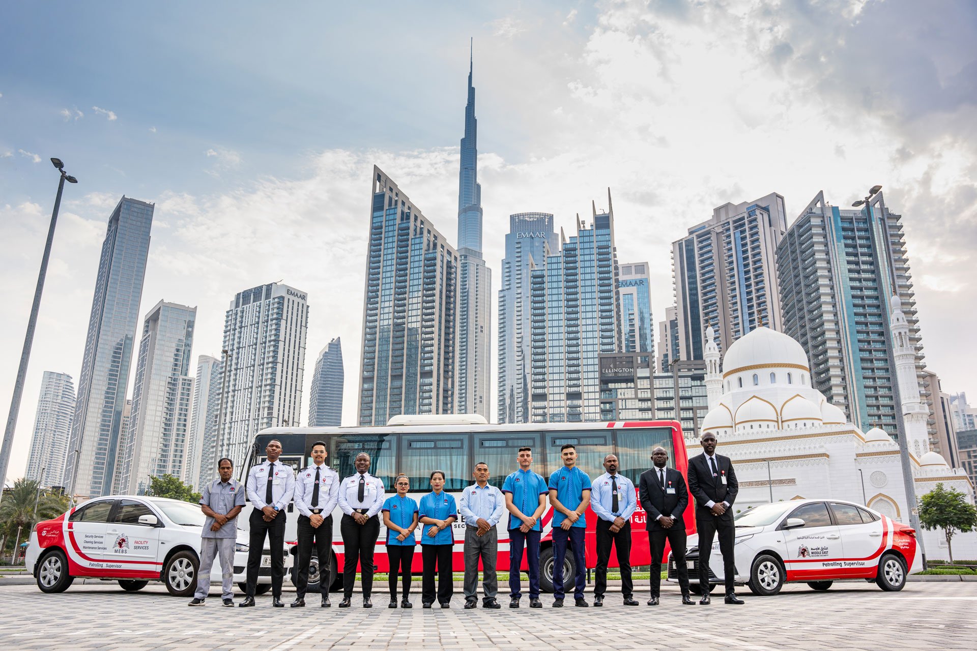 Security guard services in Dubai for healthcare, education, retail, and government sectors